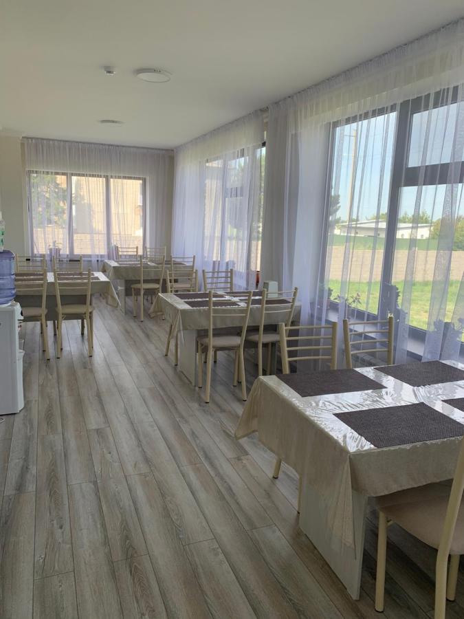 Bayotel Каракол Екстериор снимка