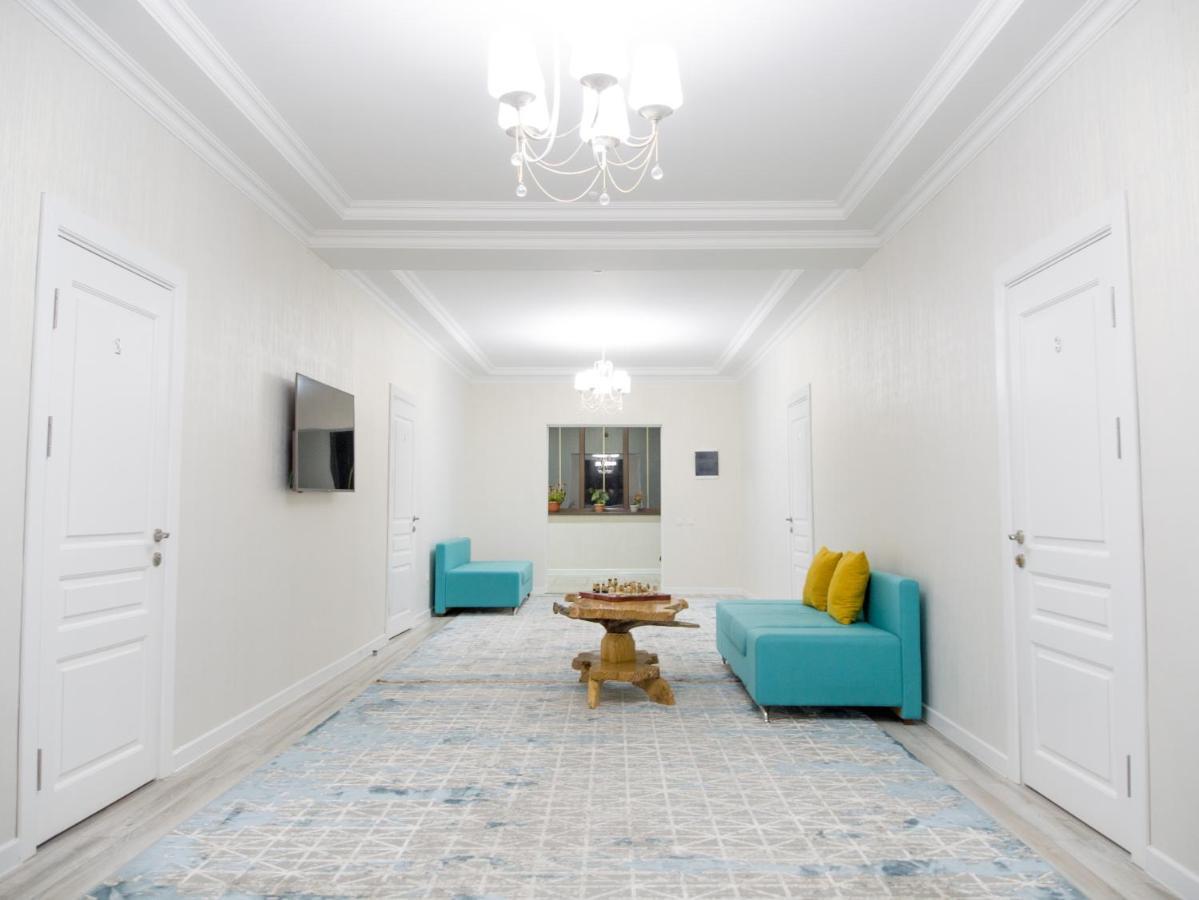 Bayotel Каракол Екстериор снимка