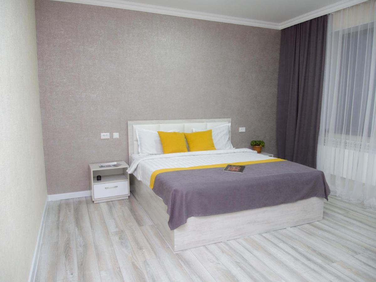 Bayotel Каракол Екстериор снимка