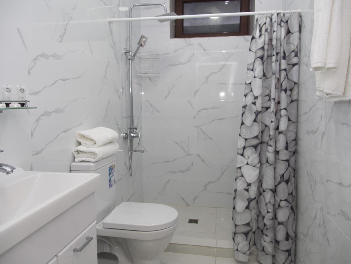 Bayotel Каракол Екстериор снимка