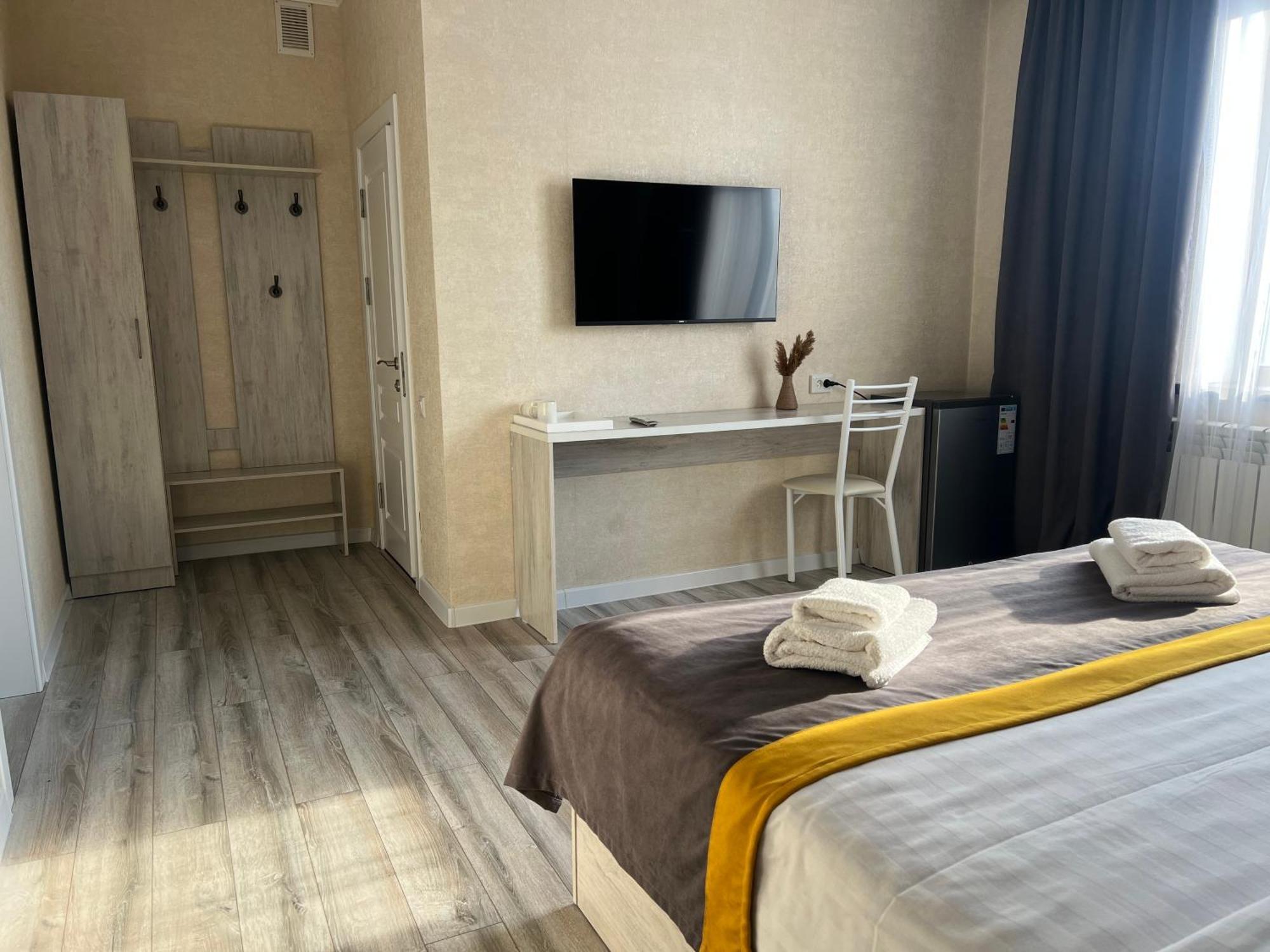 Bayotel Каракол Екстериор снимка